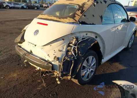 2010 Volkswagen New Beetle 2.5L from USA, damaged, VIN 3VWRG3ALXAM005134